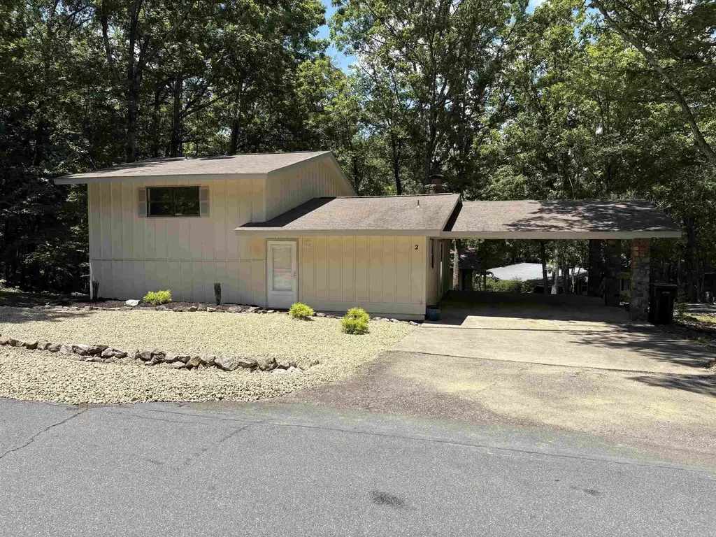 2 Hondo Lane, Hot Springs Village