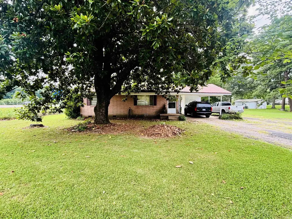 916 N Hickory Street, Bald Knob