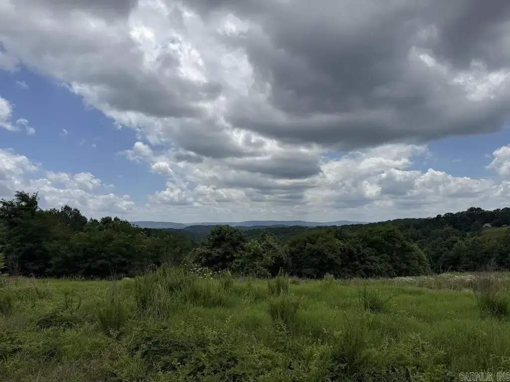 E Hwy 14, Harriet