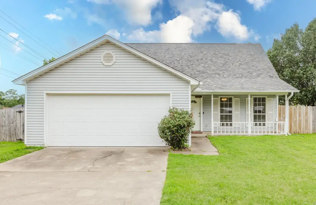 1118 Allyson Avenue, Bryant