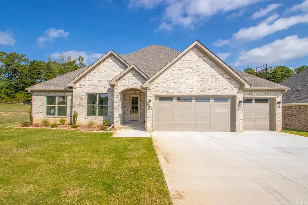 222 Cason Hill Boulevard, Bryant
