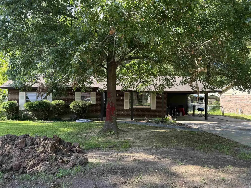11 Jackson, McGehee