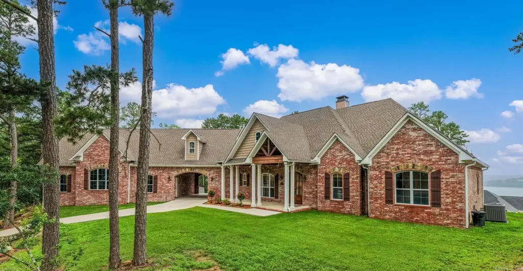 120 Northview, Conway