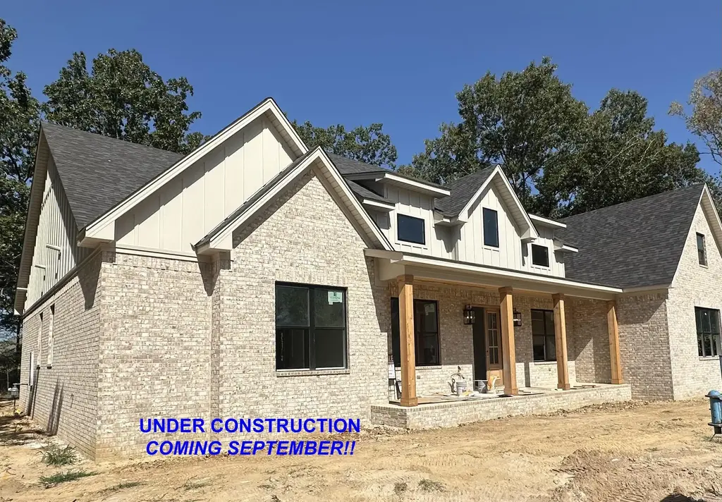 202 Shagbark Trail, Maumelle