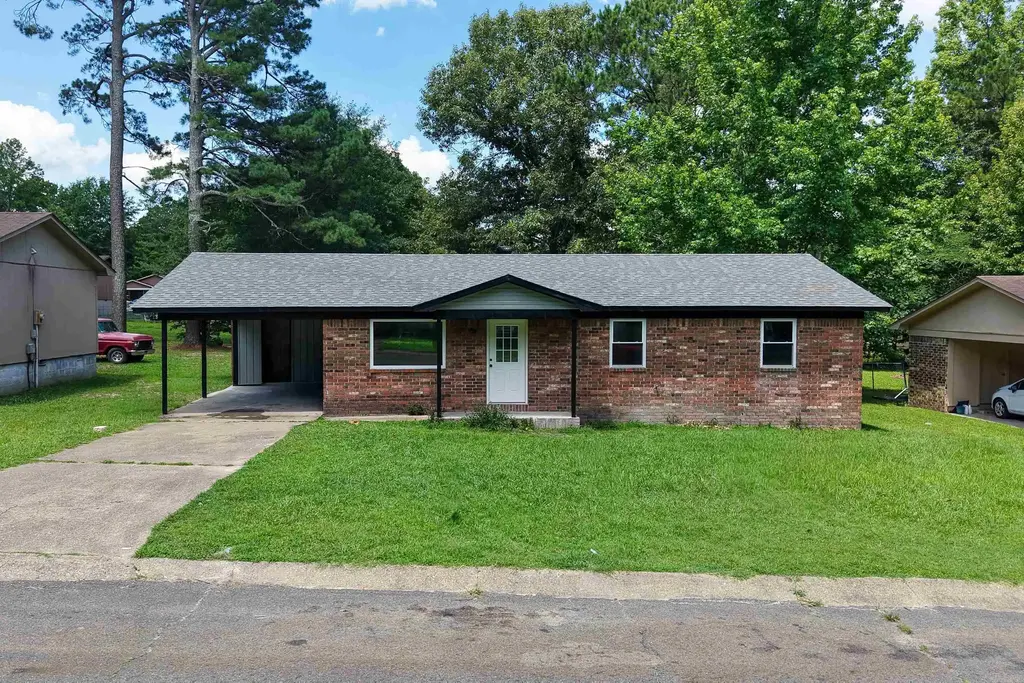 1426 Mimosa St, Malvern