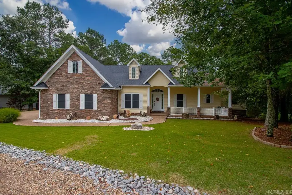 7 Vencedor Way, Hot Springs Village