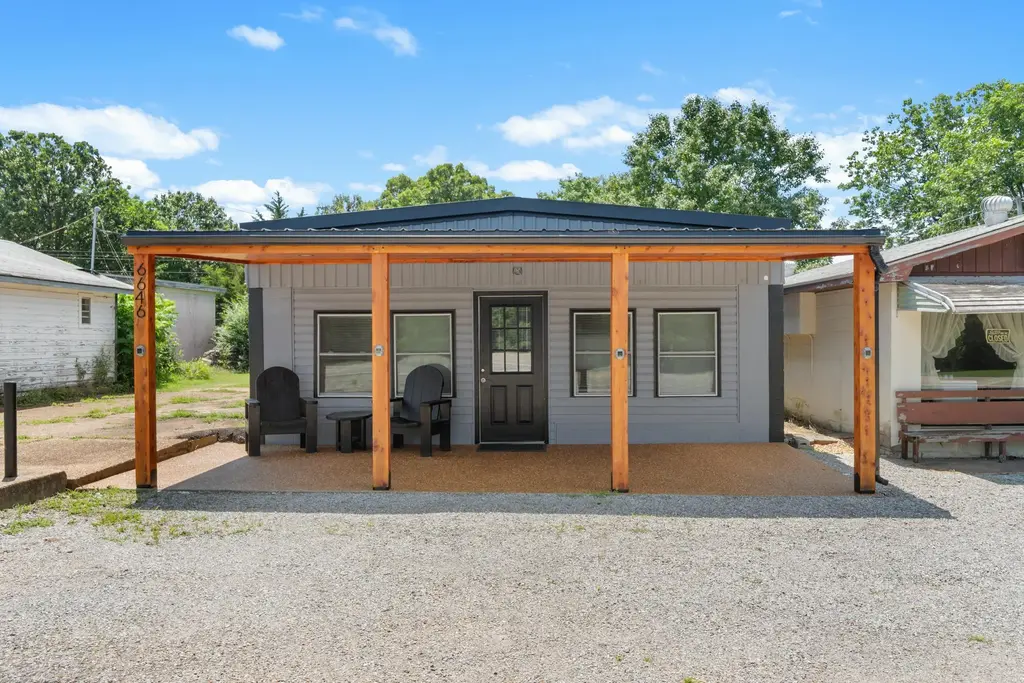 6646 Hwy 178 West, Lakeview