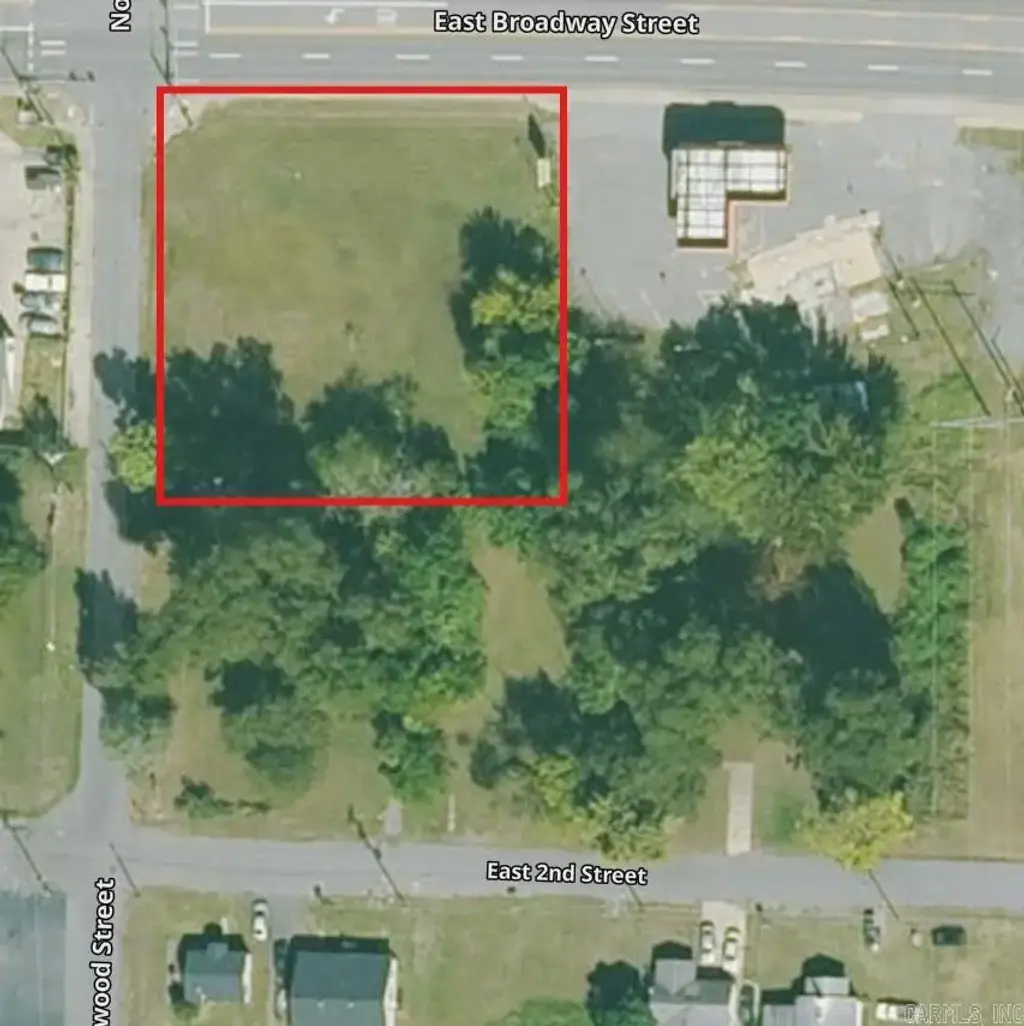2904 E Broadway Street, North Little Rock