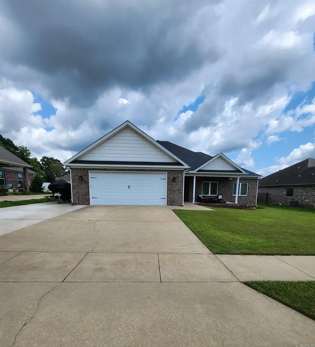 2508 Johnswood Village Drive, Bryant