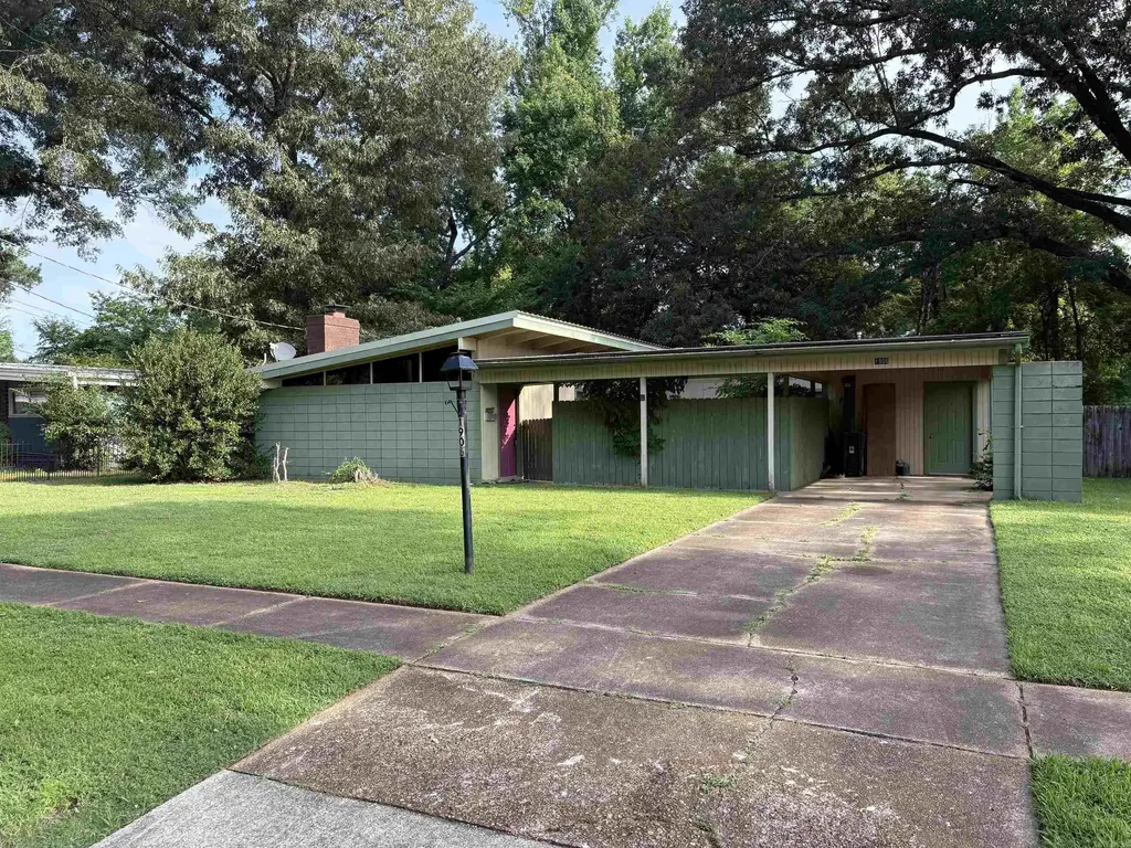 1906 Sylvia Street, Arkadelphia