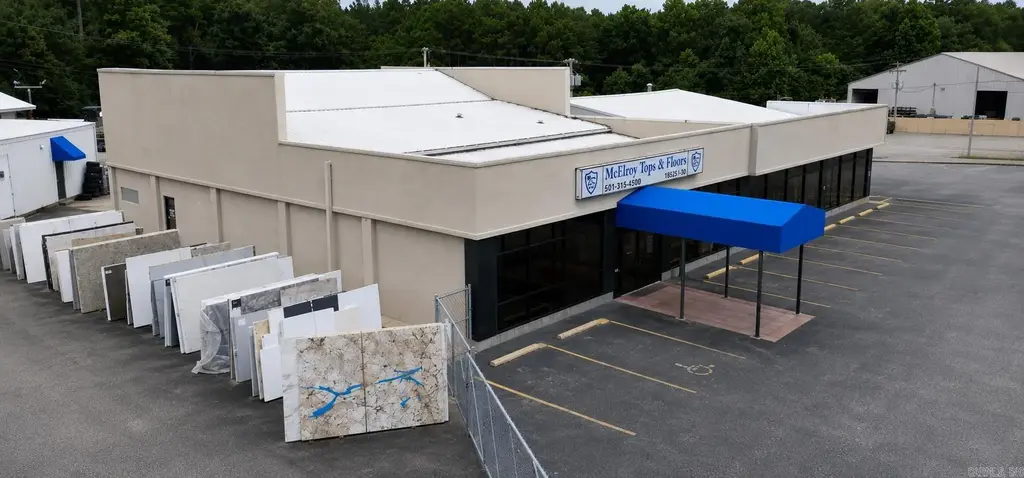 18525 Interstate 30, Benton