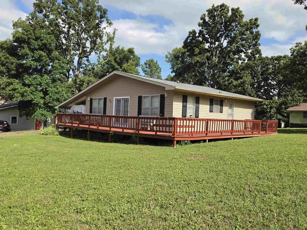 301 Amethyst Lane, Horseshoe Bend