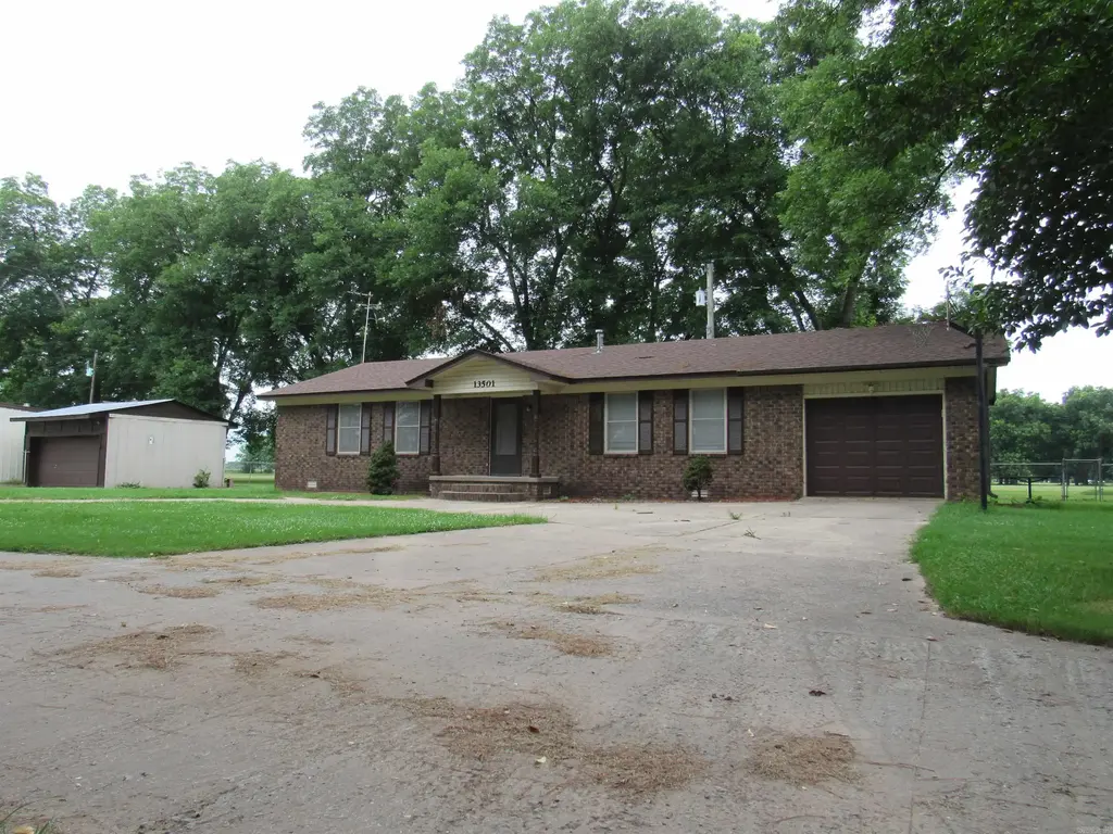 13501 Lower Steel Bend Rd, Scott