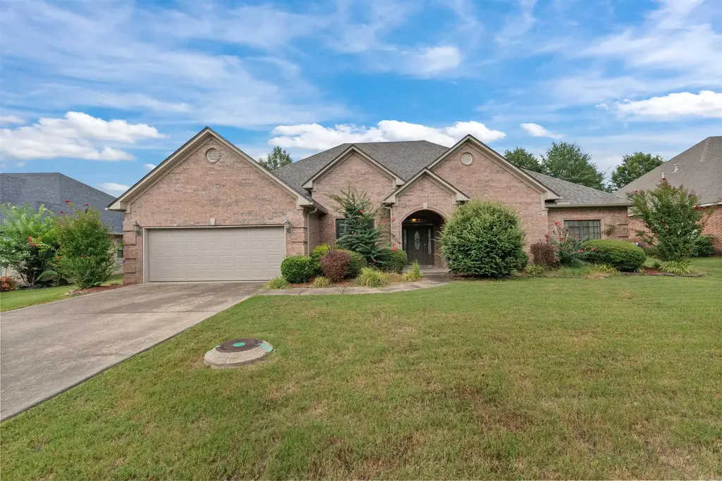108 Bouriese Circle, Maumelle