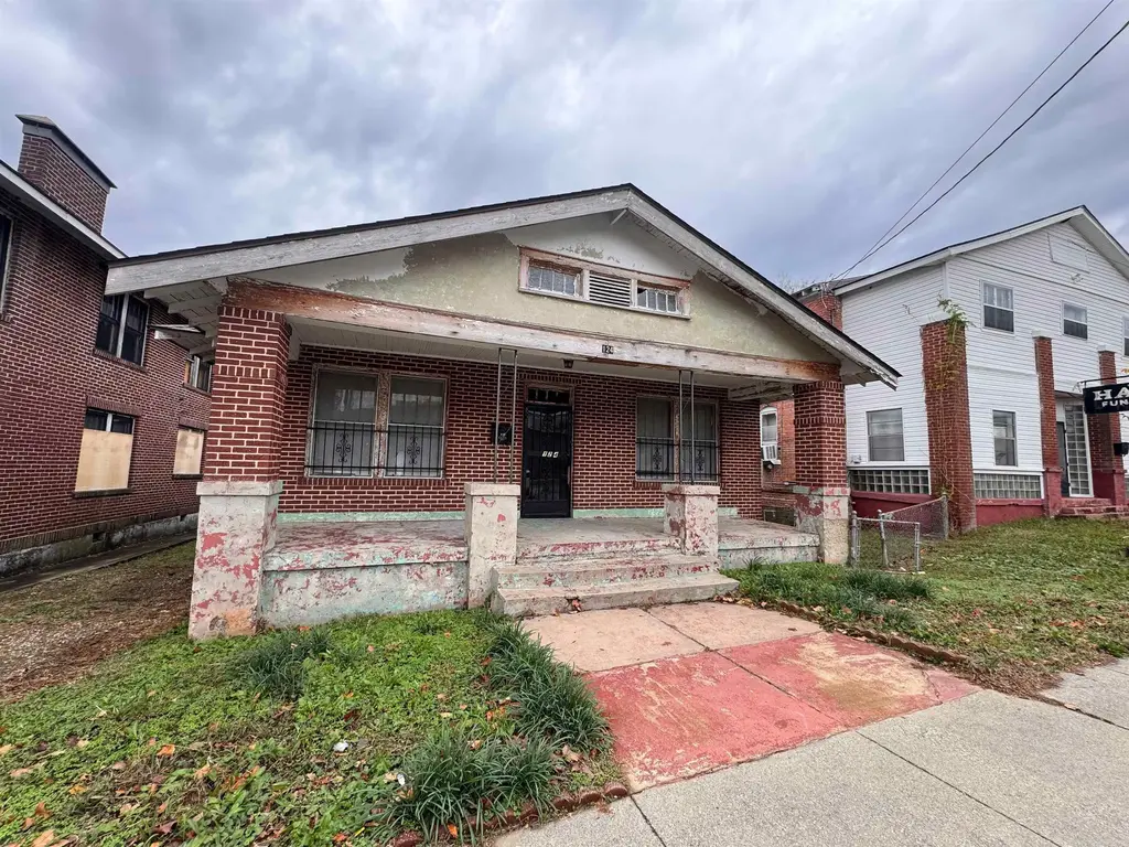 124 Pleasant, Hot Springs
