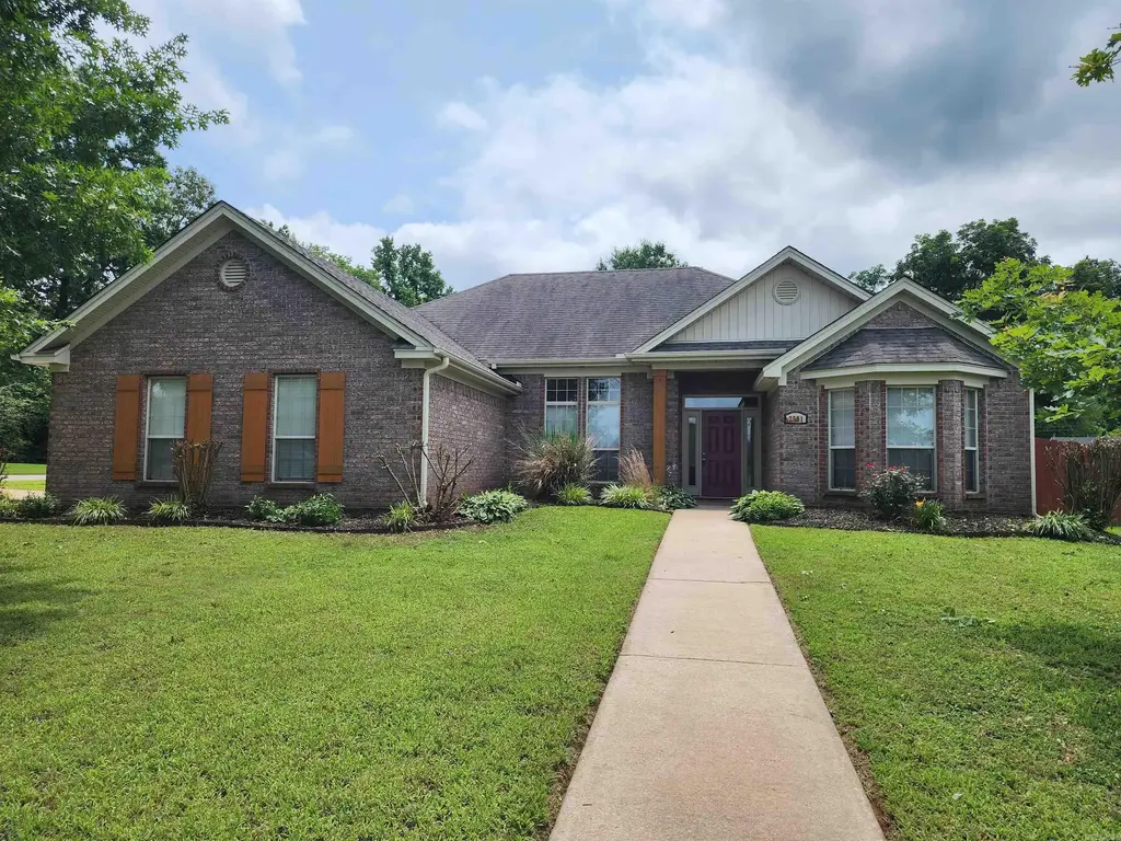 2501 Durango Drive, Benton