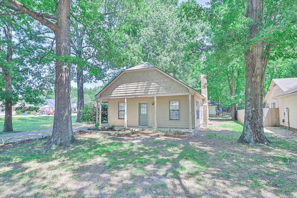 2300 Biltmore Cove, Jonesboro