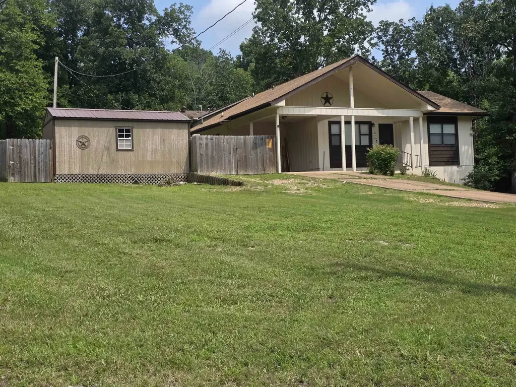 167 Cherokee Road, Cherokee Village