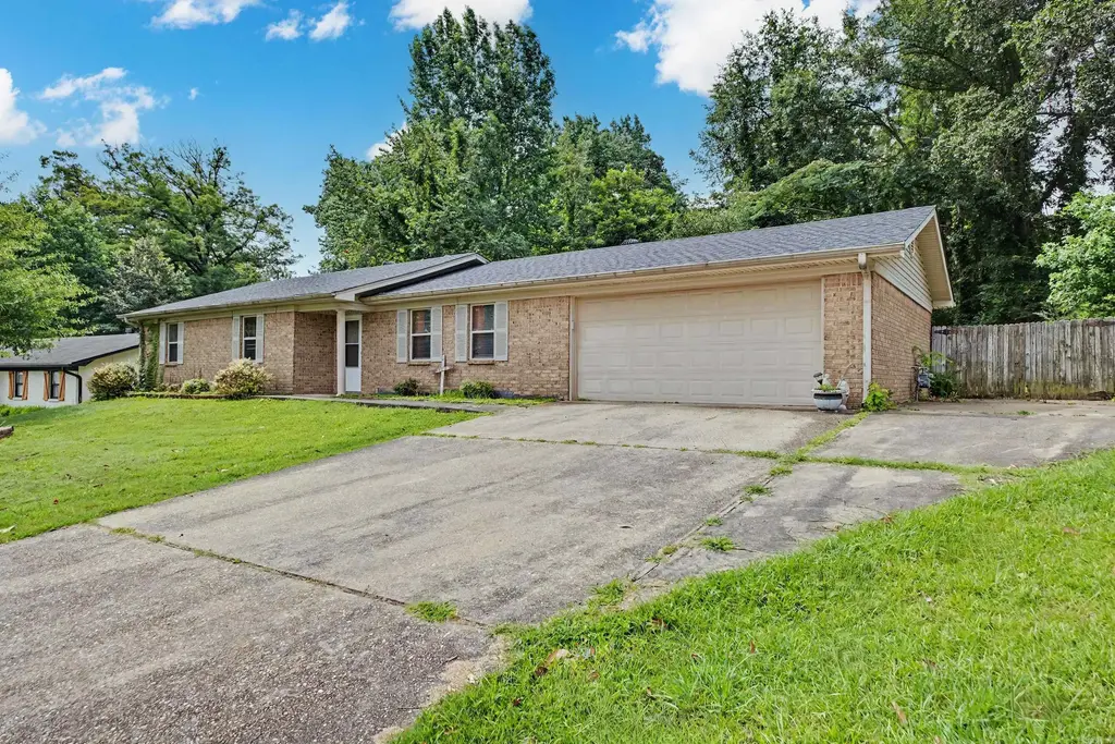 5 Arcadia Circle, Bryant