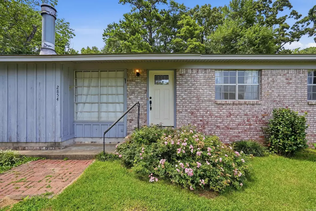 2854 Lakeside Drive, Benton