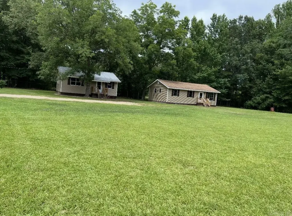 616 Jenkins Drive, Hamburg