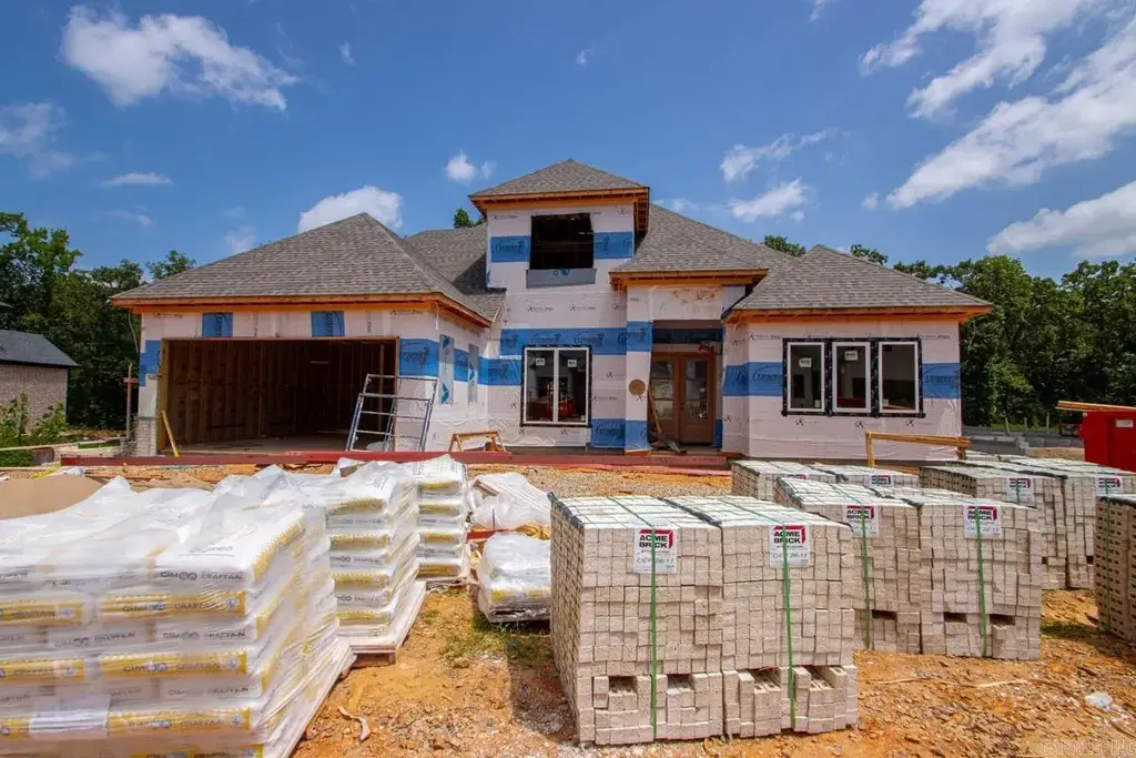 118 Carter Creek Cove, Little Rock