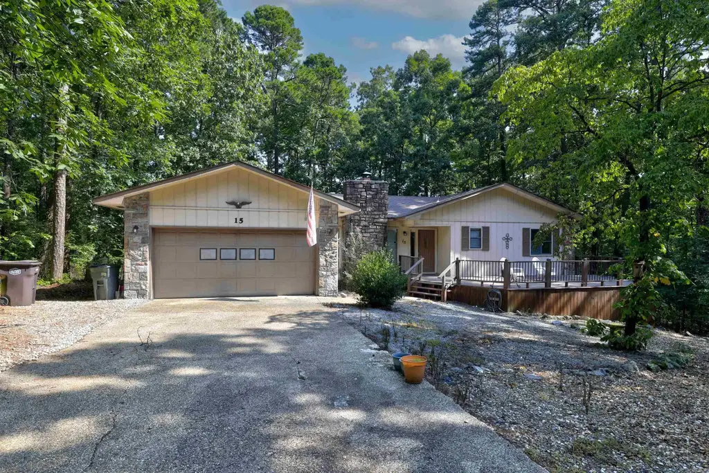 15 Del Camino Lane, Hot Springs Village