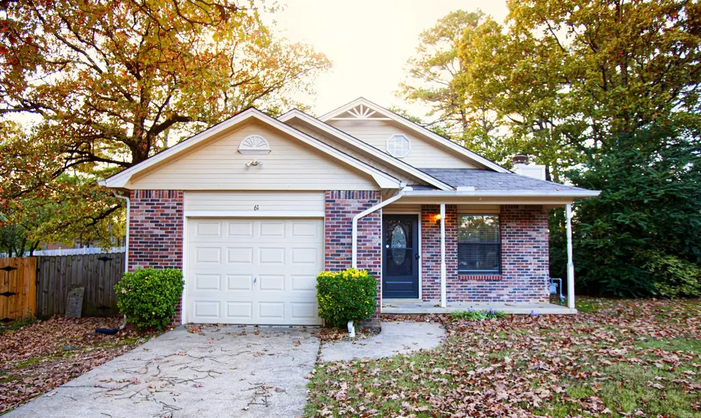 61 Pin Oak Loop, Maumelle