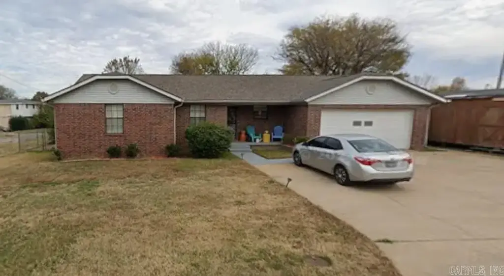 3806 Southern Street, Little Rock