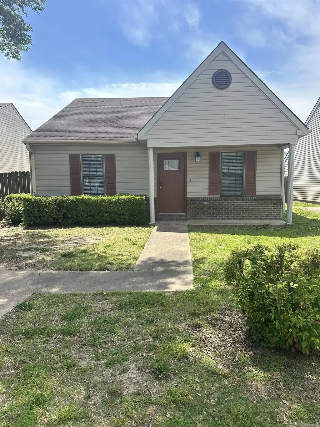 121 Sequoia Street, Wynne