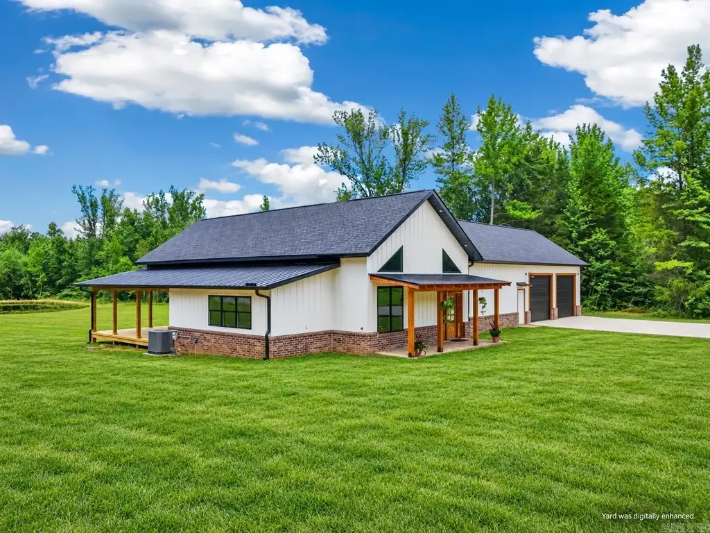 239 Buckeye Lane, Quitman