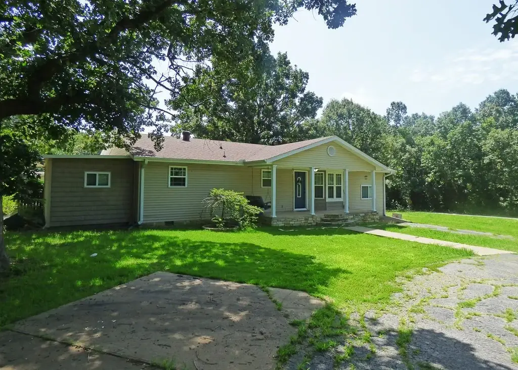 34 Alma Drive, Highland