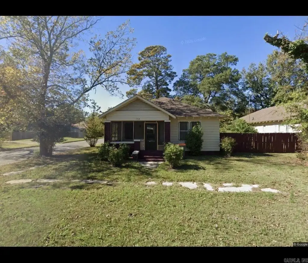 1712 S Elm Street, Pine Bluff