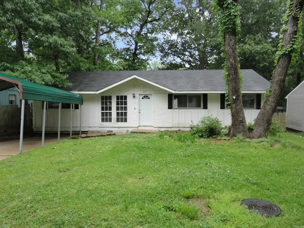 815 Desoto Place, Benton