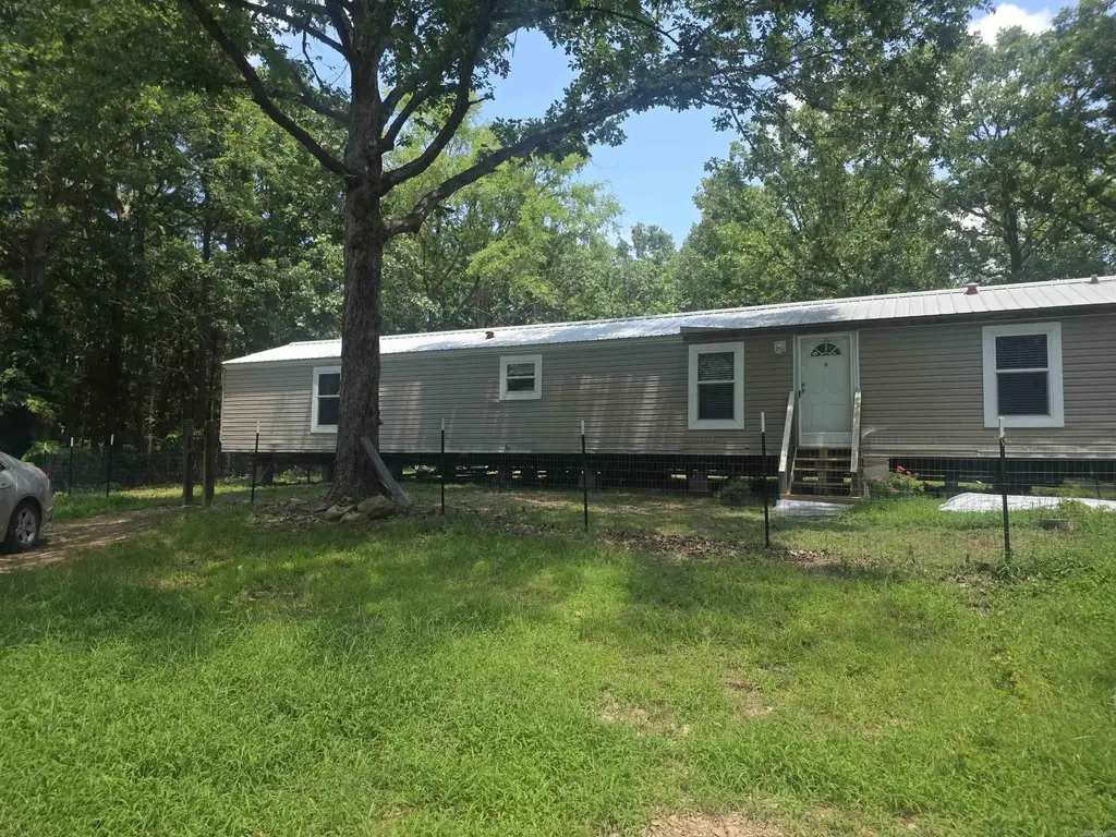 125 Gardenia Lane, Mena