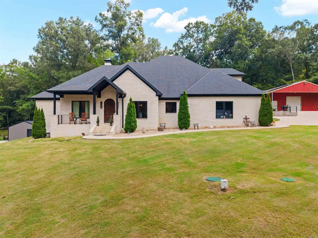 4241 Brody Crossing, Benton