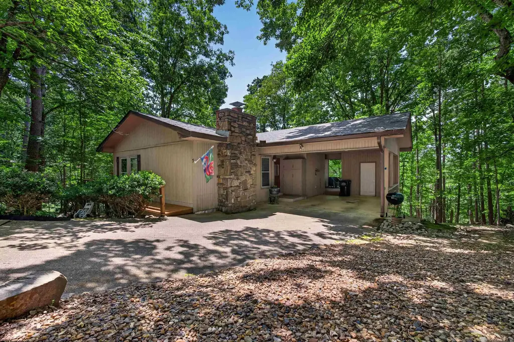 5 Ona Circle, Hot Springs Village