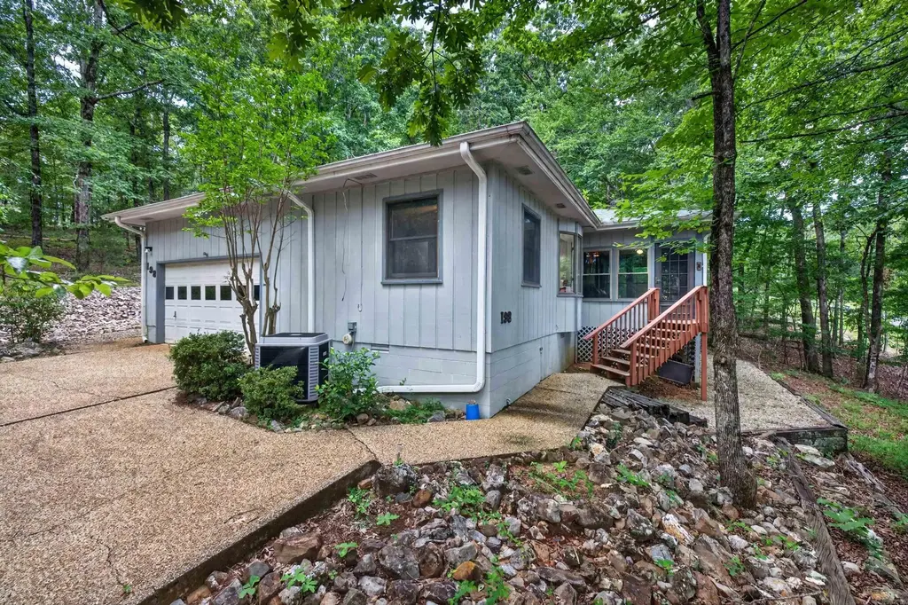 198 Empinado Way, Hot Springs Village