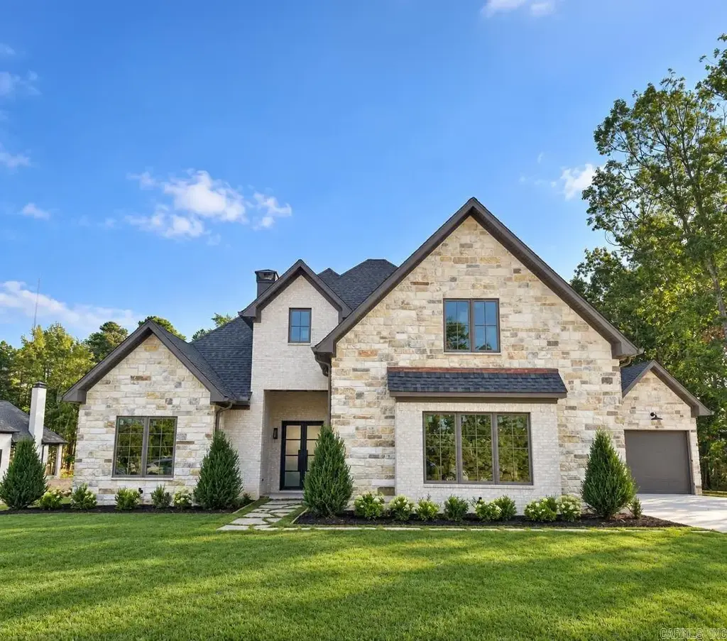 67 Miramont Circle, Little Rock