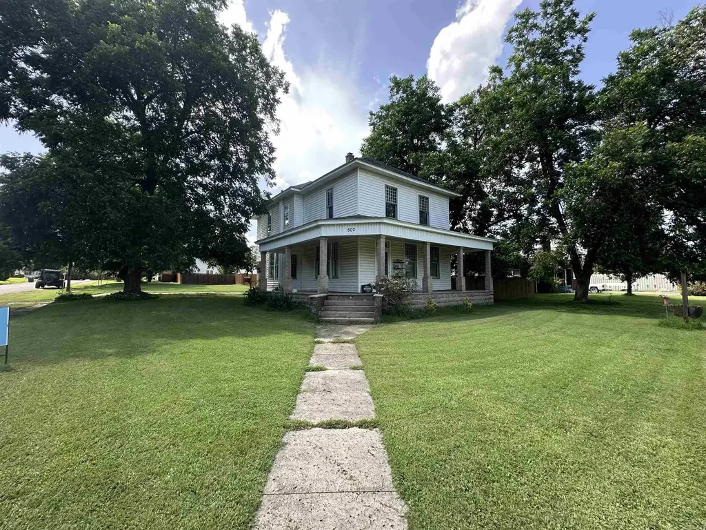 502 W 6th Street, Rector