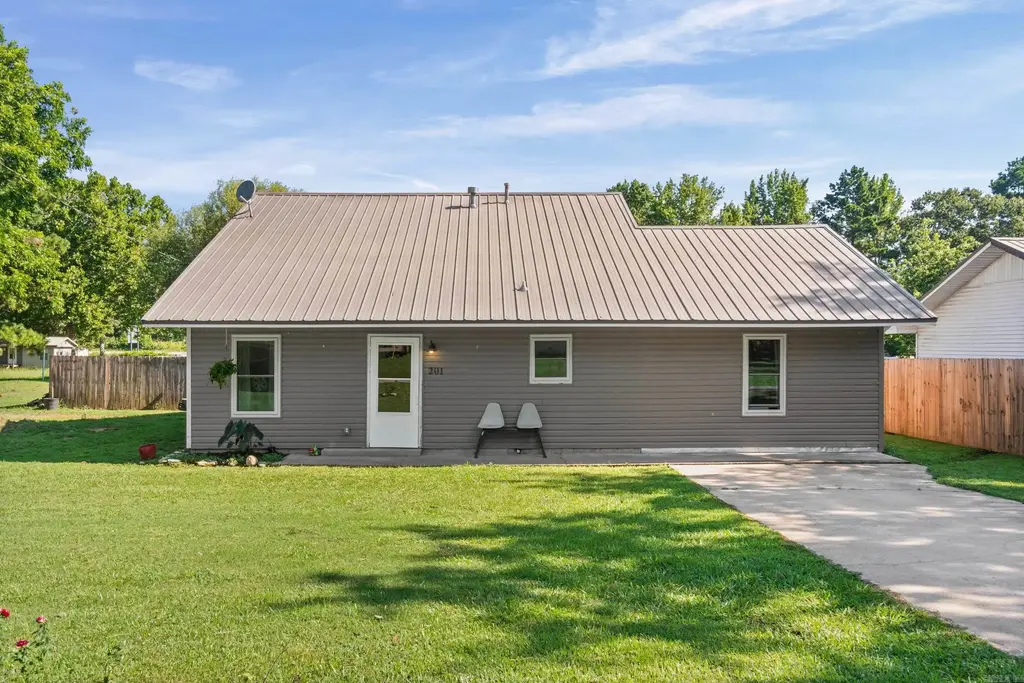 201 Hendrix St., Bald Knob