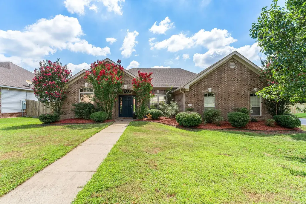 2902 Millbrook Drive, Benton