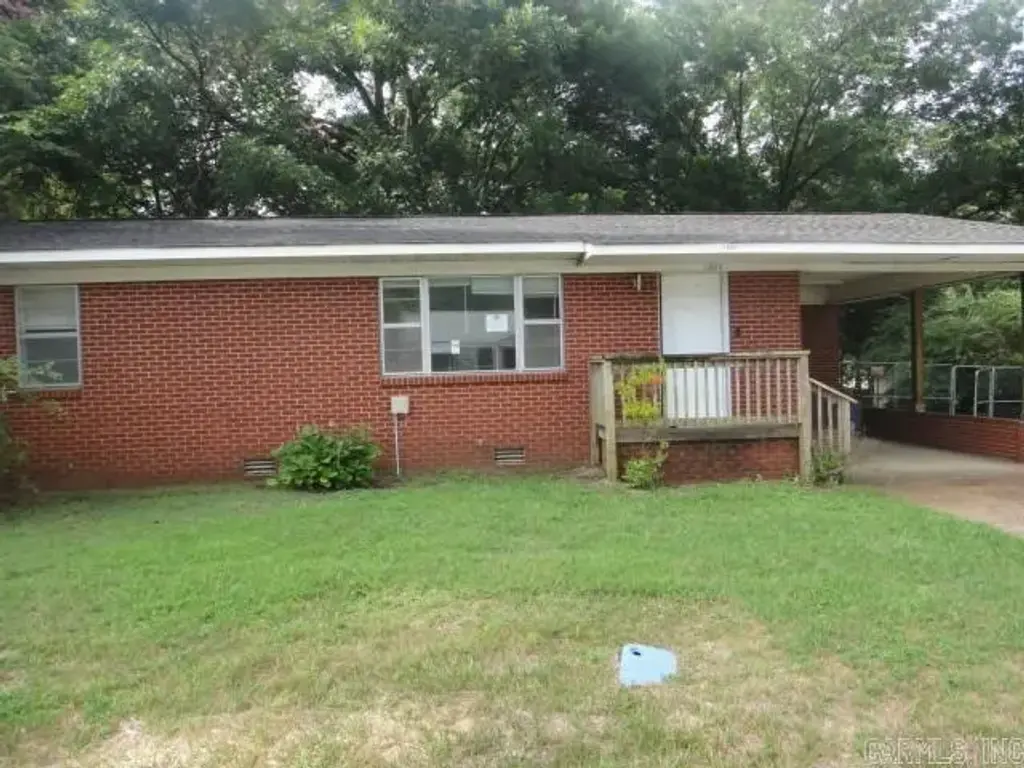 1009 W Pleasure Avenue, Searcy