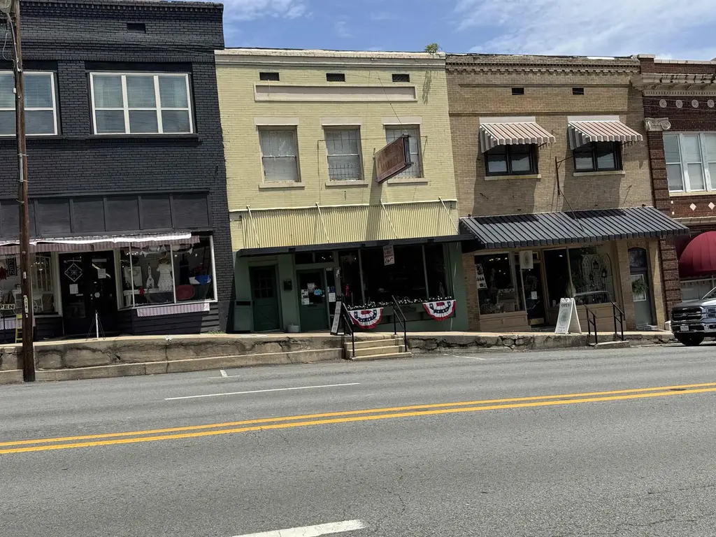 306 W Main Street, Heber Springs