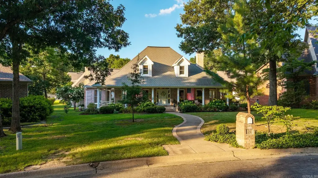 25 Avignon Court, Little Rock