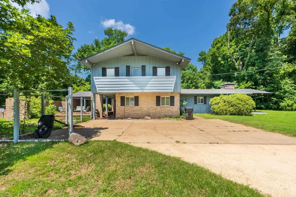 117 Avalon Pl, Helena