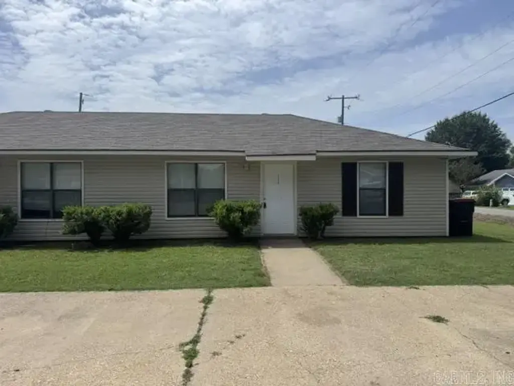 509 Sw 4th Street, Bryant