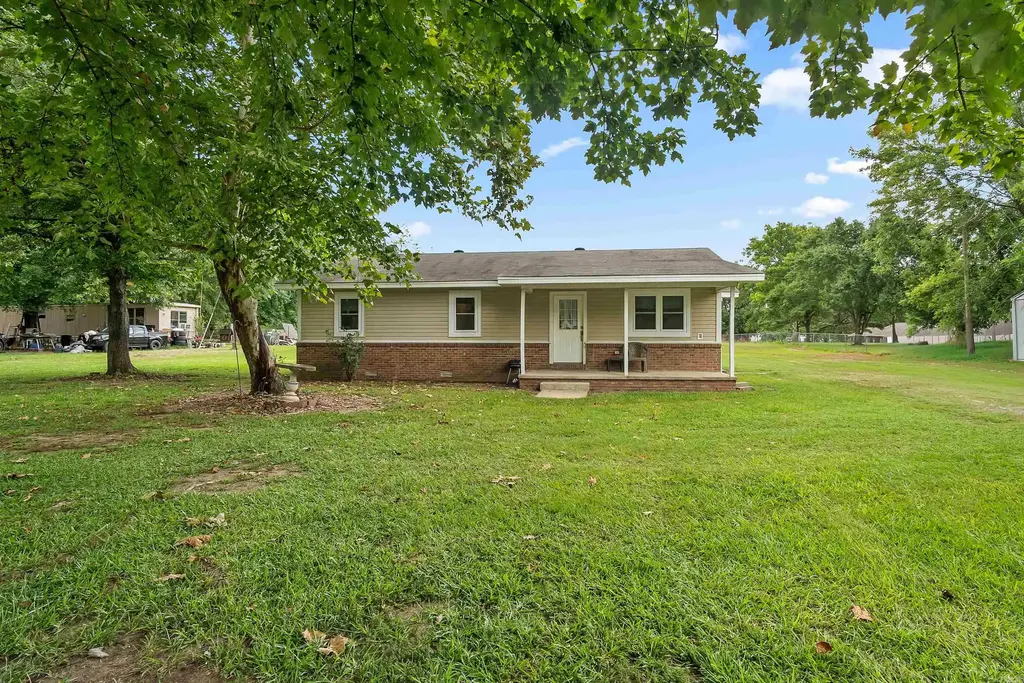 175 Charlie Loop Road, Lonoke