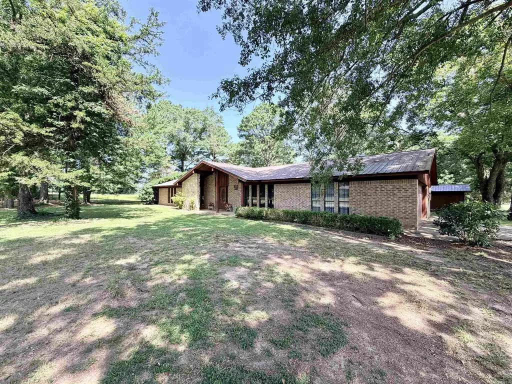 1104 High Street, Winthrop