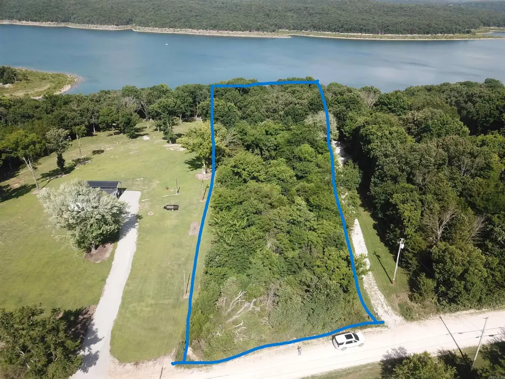 019-02950-000 Horseshoe Bend Road, Lead Hill